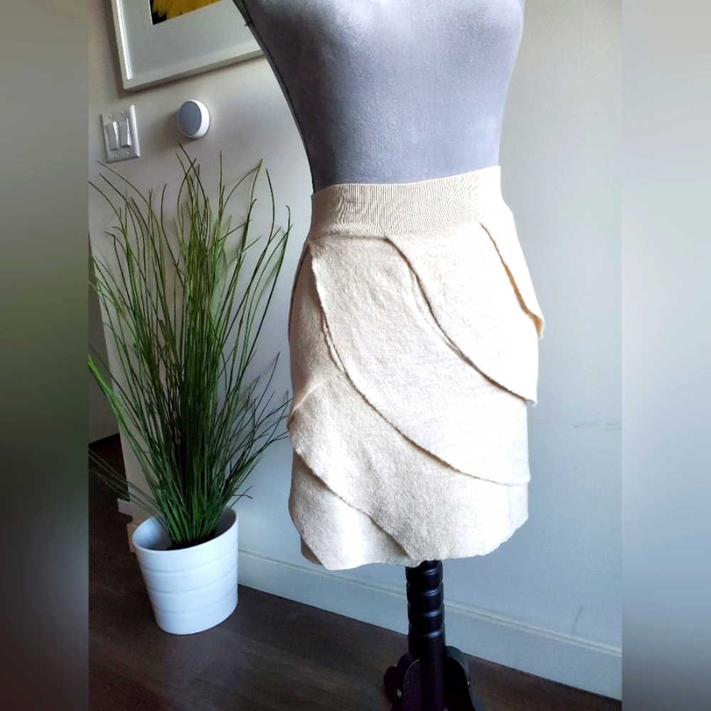 PETALS Skirt